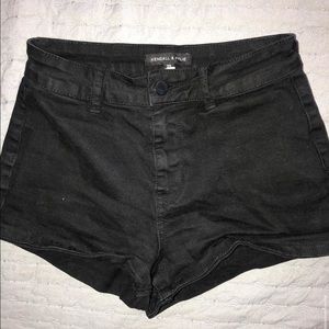Kendall and Kylie high waisted shorts